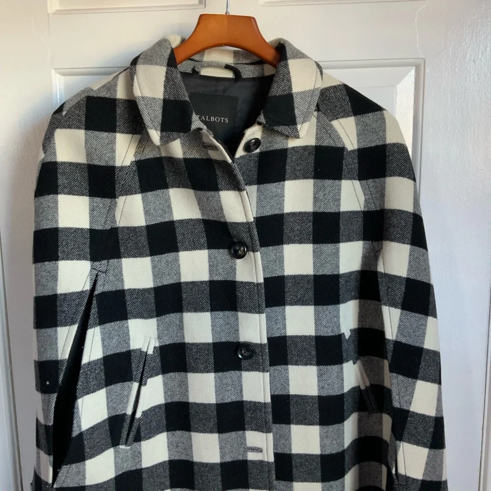 Talbots Black and White Cape with Bold Checkered Pattern - Picture 6 of 6